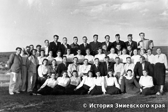 Капела вчителів м. Змієва у Нижньому Бішкіні, 1952 р.